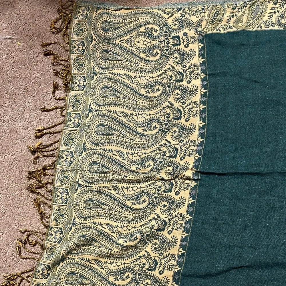 Wool/Cashmere Pashmina/Shawl Scarf Greenish-Teal and Gold with Paisley